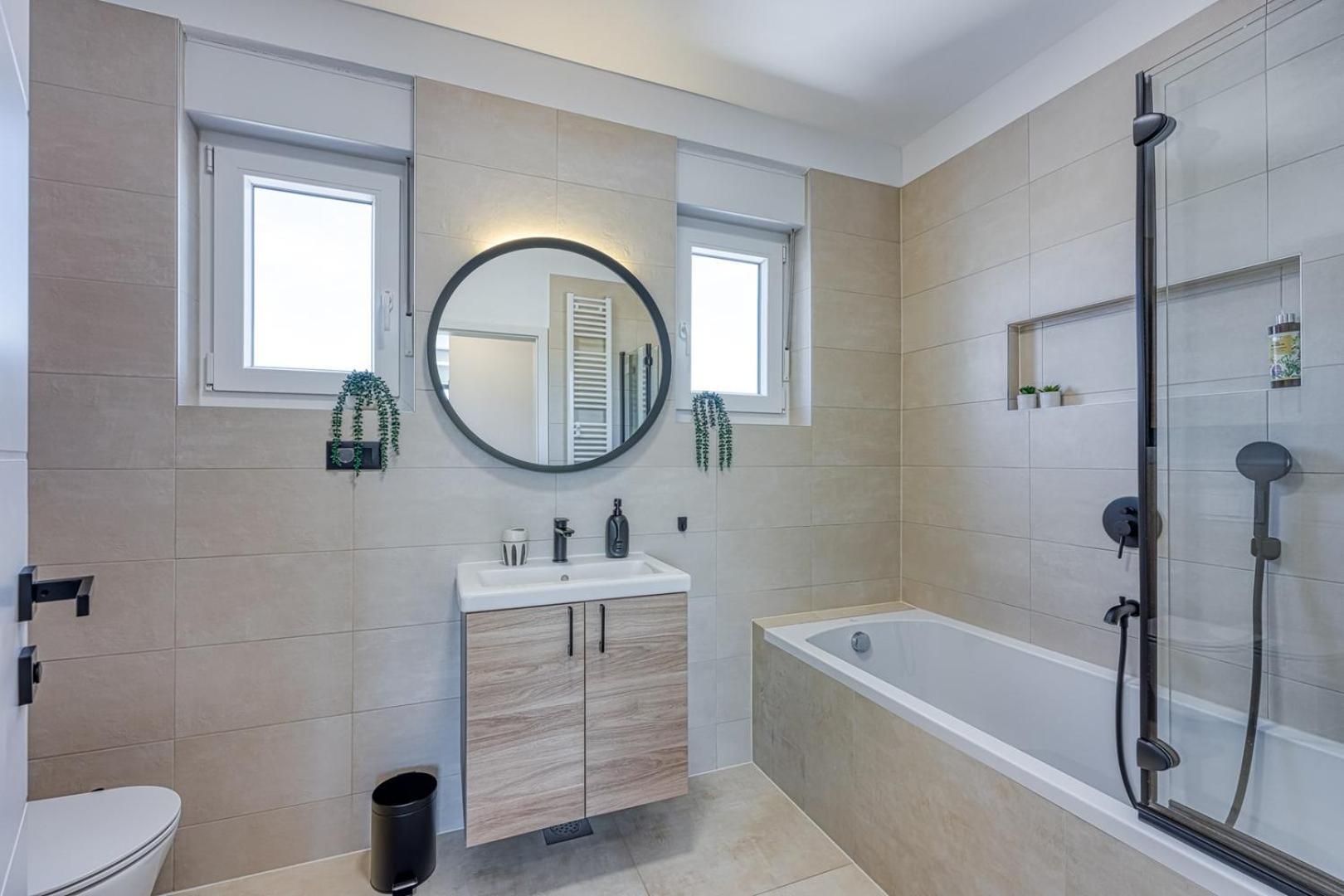Modern App Ana With Jacuzzi And Balcony Apartment Poreč