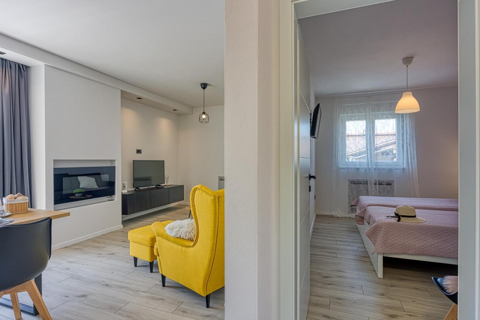 Modern App Ana With Jacuzzi And Balcony Apartment